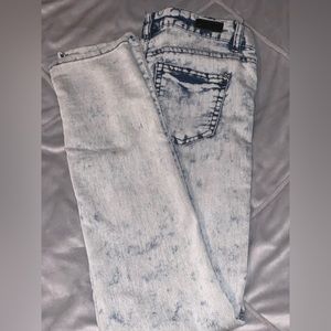 skinny jeans